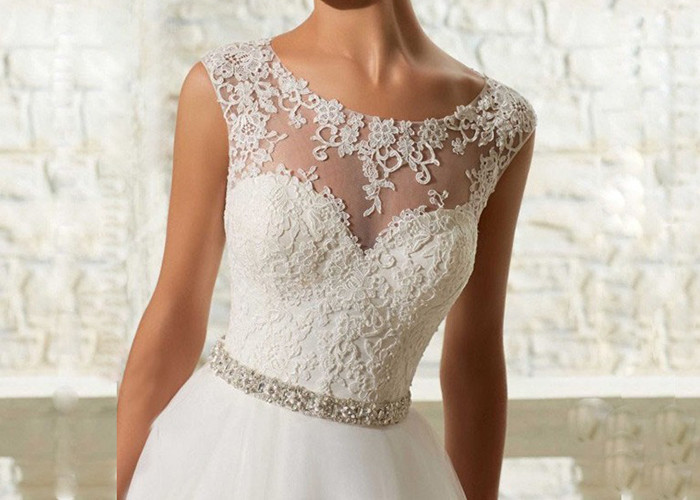 Organza A Line Lace Wedding Gown Backless Chest Heart Shaped Waist Beading