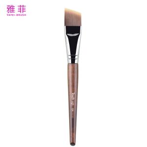 China TOUCH UP 04 Foundation Brush Synthetic Hair Copper Multi-Functional Angled Makeup Brush Manufactor wholesale