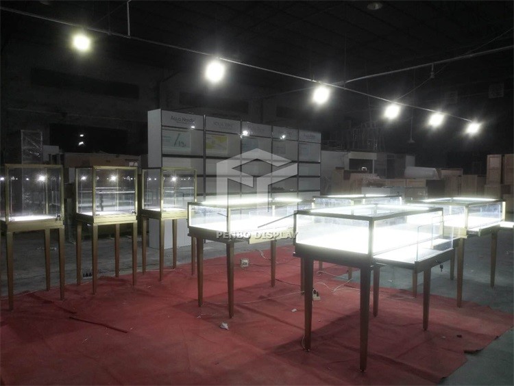 1200mm Long Elegant Jewelry Shop Furniture Display Counter Design 1050mm High ODM