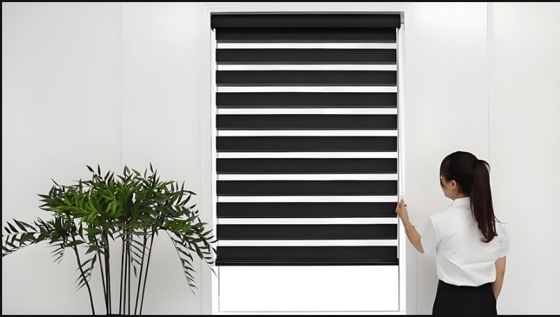 Noise Reducing Cordless Solar Shades Moisture Resistant For Bathroom Kitchen