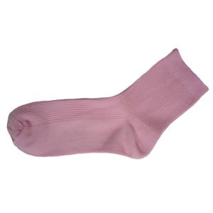 China Custom knitted logo, design pink girl student's socks wholesale