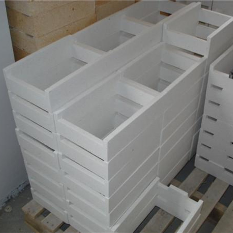 Corundum Mullite Kiln Furniture for Pusher and Tunnel Furnaces from Refractory Brick