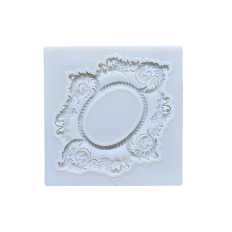 Customized Silicone Baking Utensils Wreath Shape Food Grade 3D Fondant Molds