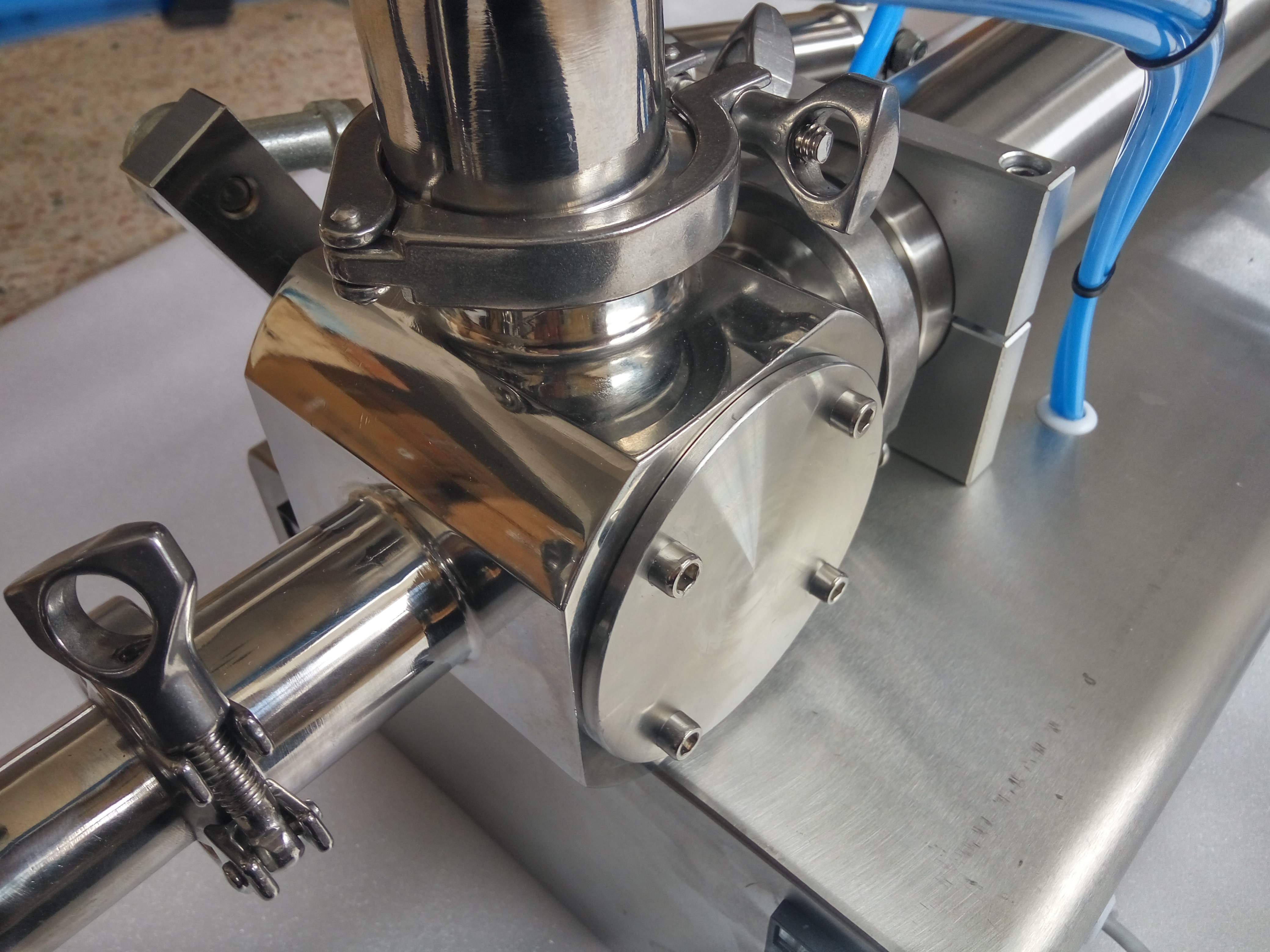 Sauce Bean Paste Liquid Paste Filling Machine With Mixer U Type Hopper