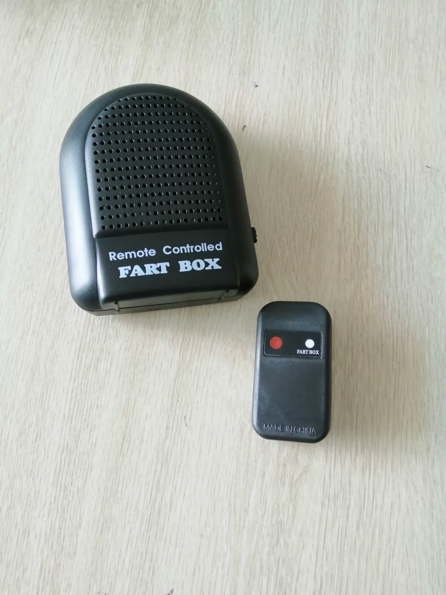 Abs Black Adult And Children Amusement Funny Fart Machine With Remote Controller