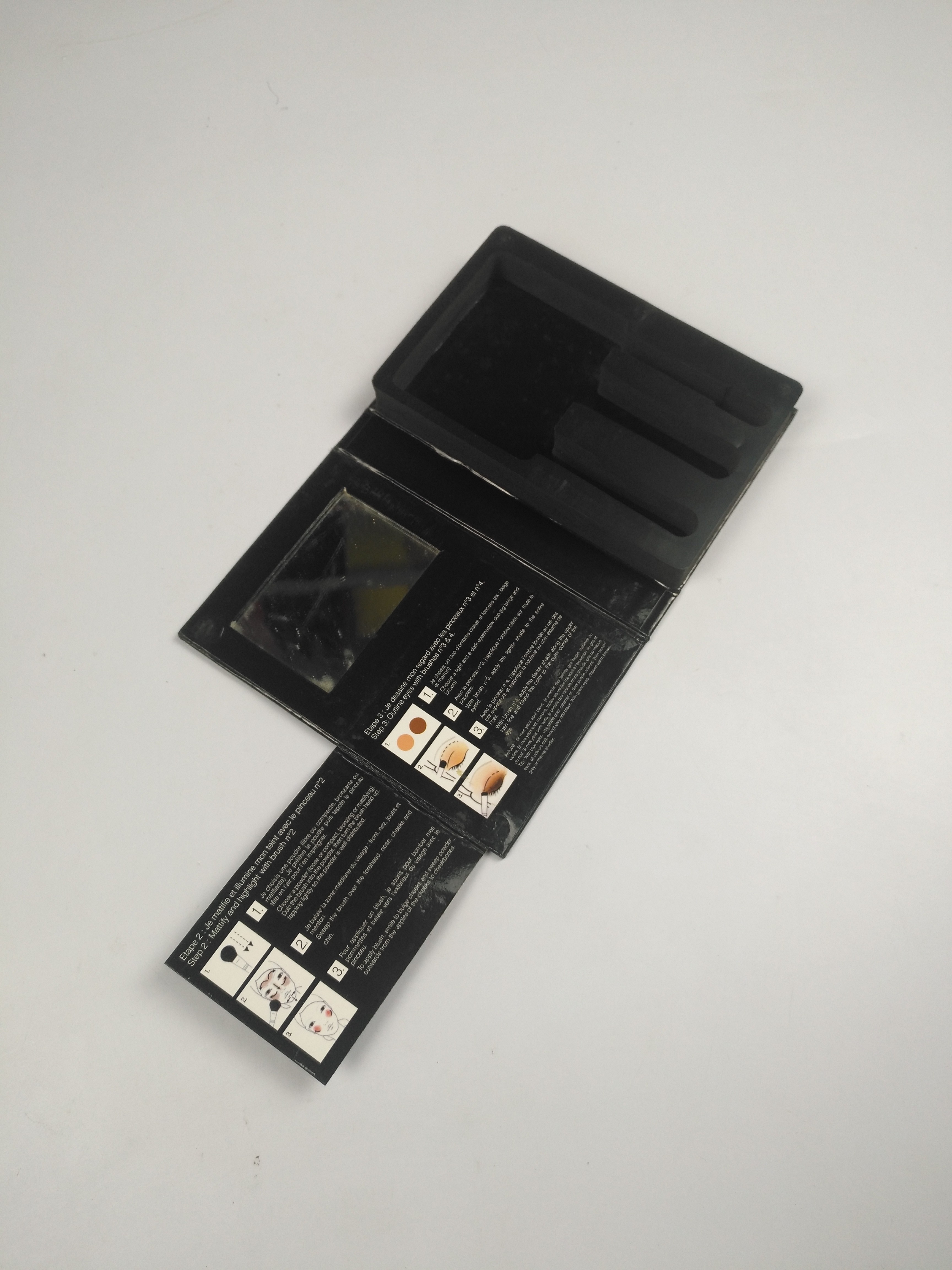 Customized Magnet Cardboard Brush Makeup Box With Offset Printing Glossy Finish