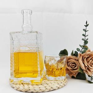 China High White Glass Material 750ml Beer Bottle Engraved Square Spirits Glass for Wine wholesale