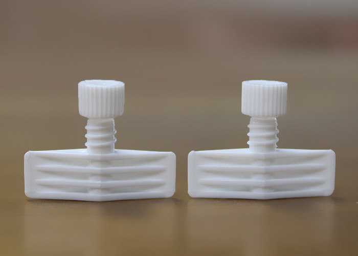 HDPE Twist Spout Cap All In One Out Diameter 5.4mm / Plastic Bottle Spout Cap