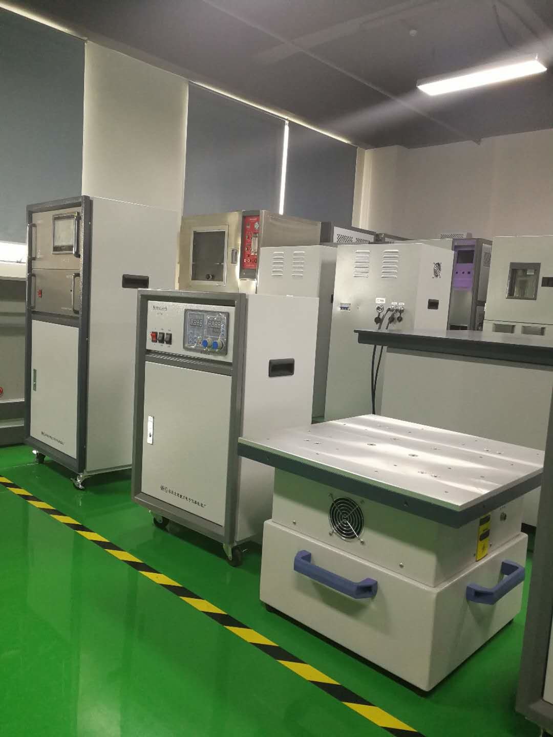 Environment Thermal Shock Test Chamber 10s Conversion Time TZ - LR225 Model