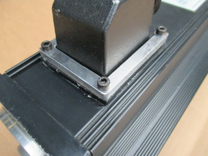 USAFED-13CB20E Yaskawa Servo Drive   Original New 3 Working Days Delivery 4