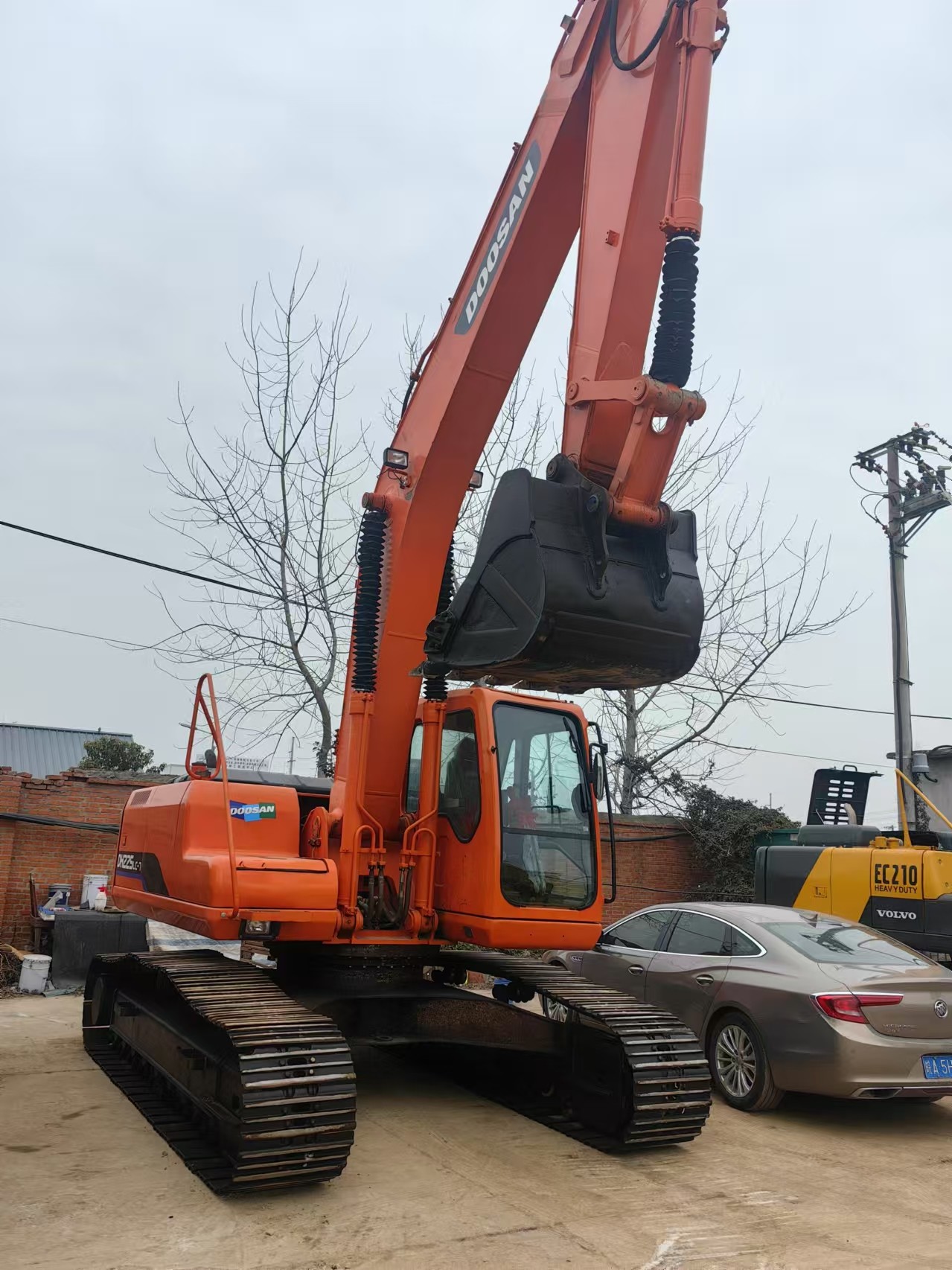 Medium size korea doosan used 22ton construction machinery doosan dh225LC-7 crawler excavator ,doosan dx300 dx225 used diggers