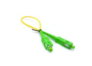 China Single Mode Sm 9/125 Fiber Optic Patch Cord APC / UPC Polishing Optical Fiber Jumper wholesale