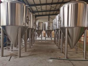 China 3mm Beer Fermentation Vessel Pressure Tank With Cooling Jacket wholesale