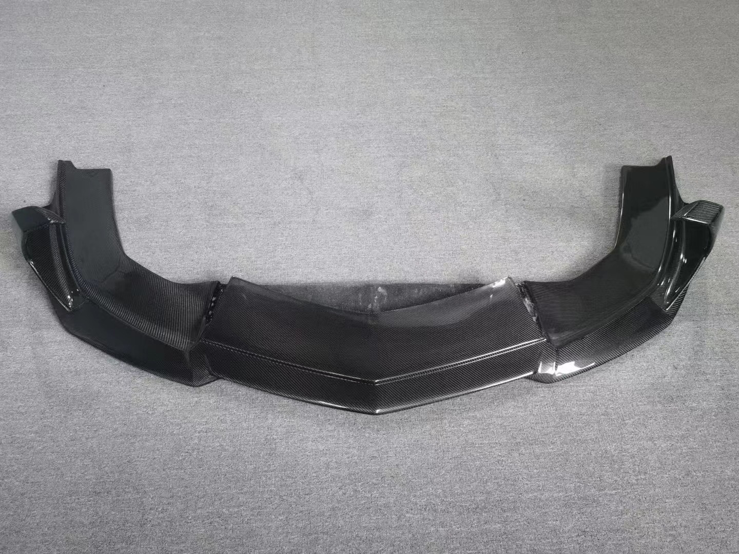 For Lamborghini LP700 Carbon Fiber Body Kit LP700 Upgrade VORs Style Carbon Fiber Front Lip Diffuser Spoiler