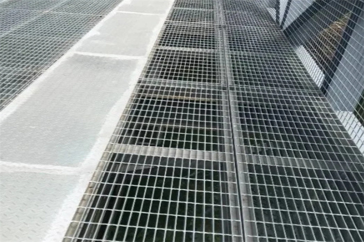 Hot Dipped Galvanized Steel Bar Grating / Floor Grating / Stair Treads / Platform Grating