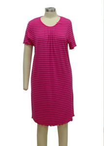 China Romantic Ladies Night Dresses Sleepwear Yarn Dyed Clothing Dimensionally Stable wholesale