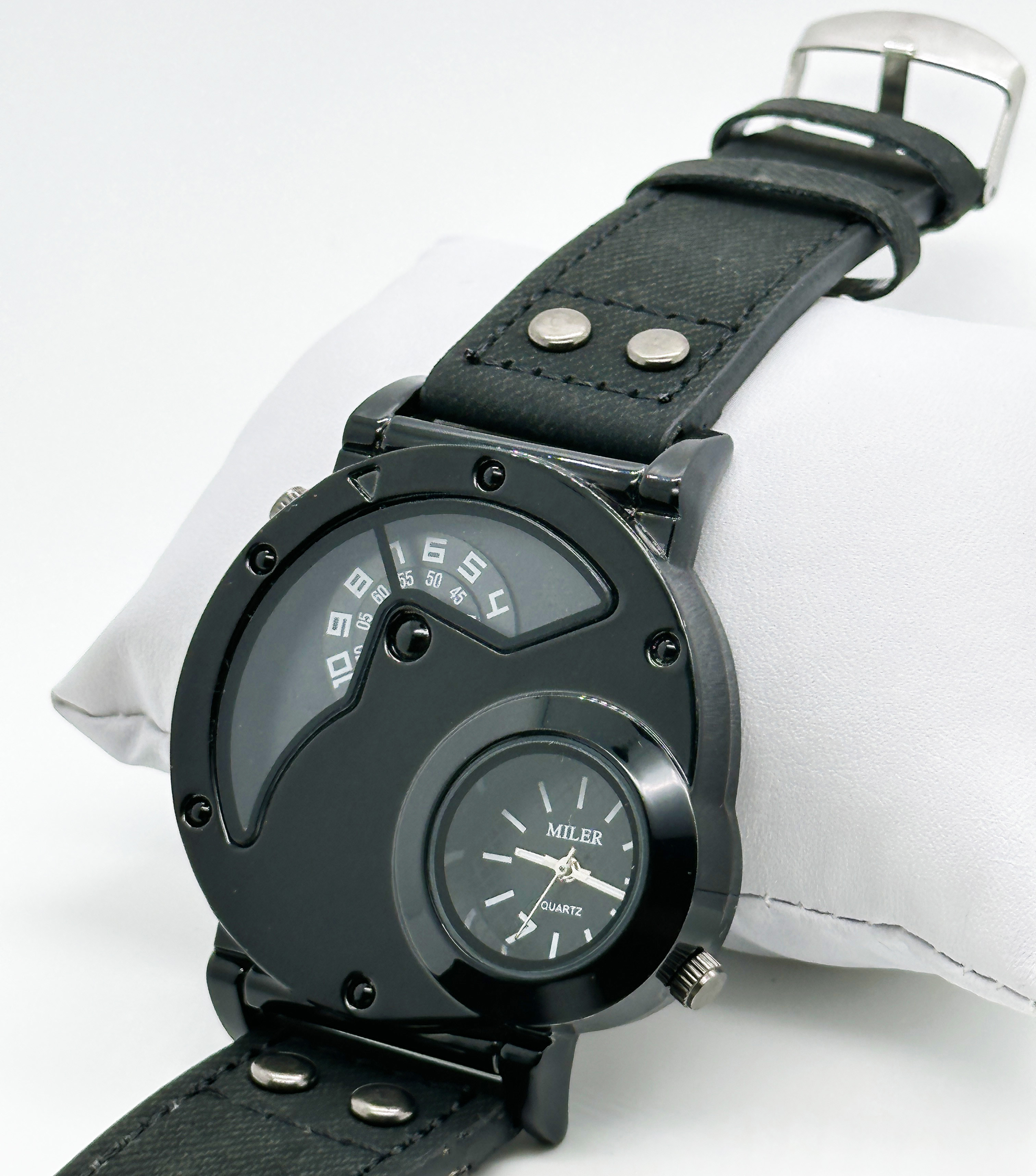 Modern Luxury Quartz Wrist Watches For Men With Hook Buckle