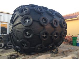 China Floatable Pneumatic Marine Fender Wear Resistant Inflatable Rubber Ship Fender wholesale