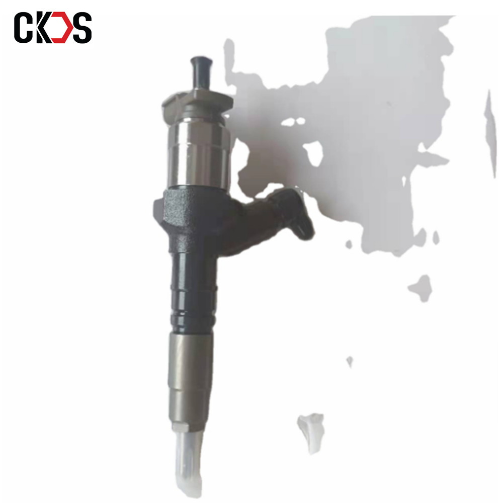 4JH1 Isuzu Truck Spare Parts For Injector Nozzle 8-97382948-0 8973829480 8982599940