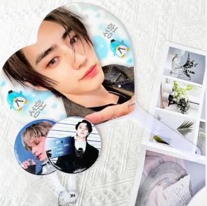 China Japanese Korean Idol Group DIY Fan Concert Production Plastic Love King Surrounding Stars Design Fan wholesale