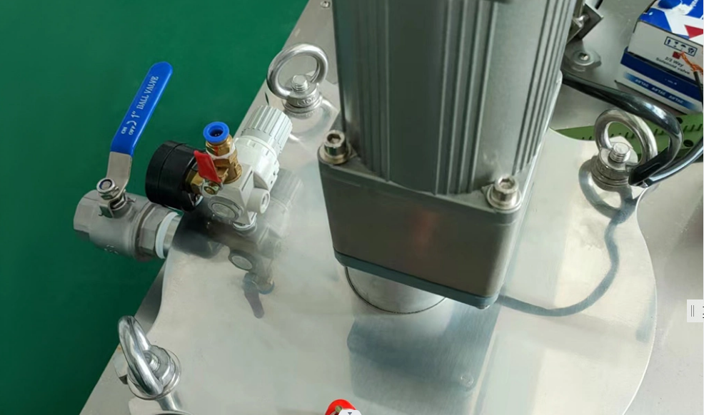 2 Component PU Adhesive Bonding Machine for Composite Sandwich Panel Condition