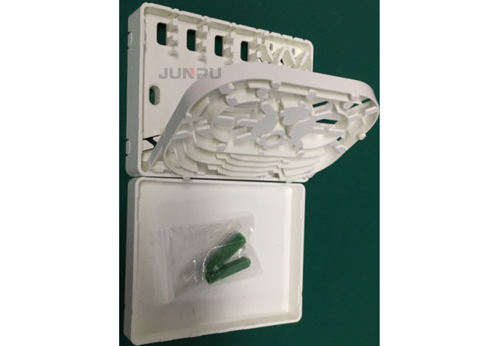 Indoor 4 Ports Fiber Optic Cable Termination Box Wall Type With SC Adapter
