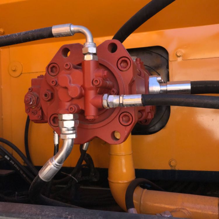 Original Hydraulic Valve Hyundai 305 Excavator 30 Ton in Shanghai 1500 Working Hours