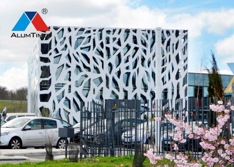 PVDF Coated Decorative Aluminium Screen For Interior Exterior Wall Cladding OEM