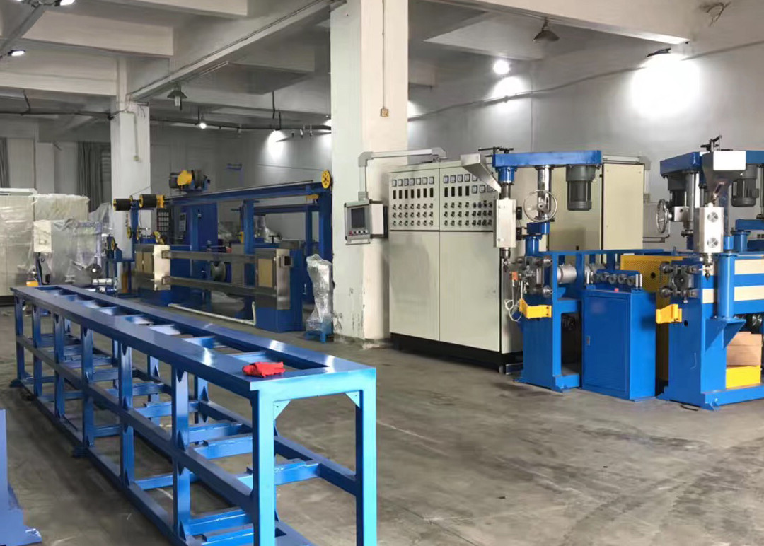 60KW Cable Extruder Machine , PVC Cable Extrusion Machine Line