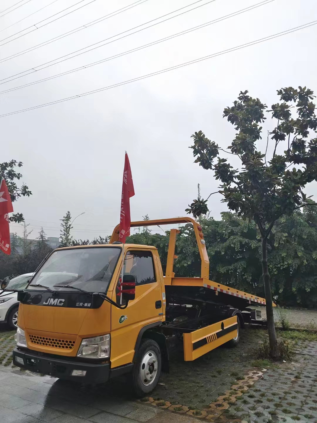 Flatbed Truck 5 Tons Tilting Pallet Trailer for Sale