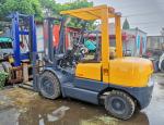 Isuzu Diesel Engine Forklift Truck , TCM 3T Used Manual Forklift Truck