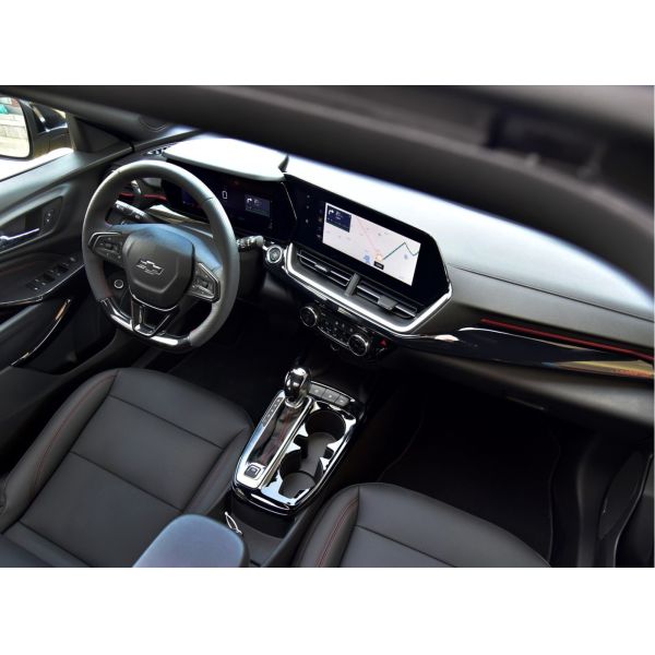 2024 Chevrolet Seeker 5 Door 5 Seat SUV Gasoline Motor Car 1.5T Sport Car for Adult Electric Copilot Seat Adjustment