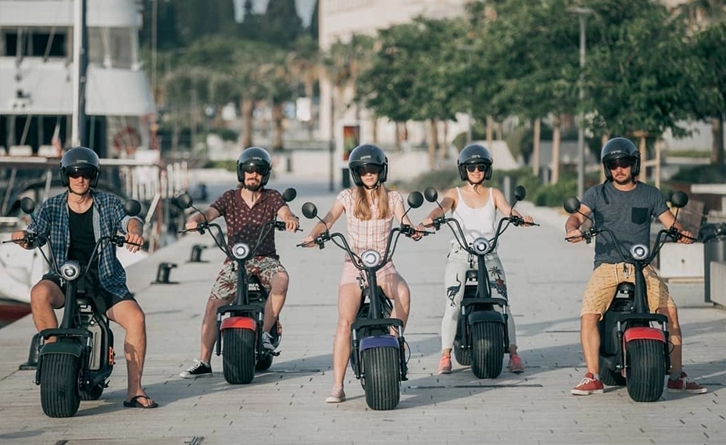 Smart E City Coco Electric Harley Scooter 60v 1500w 75mph 70 Mph