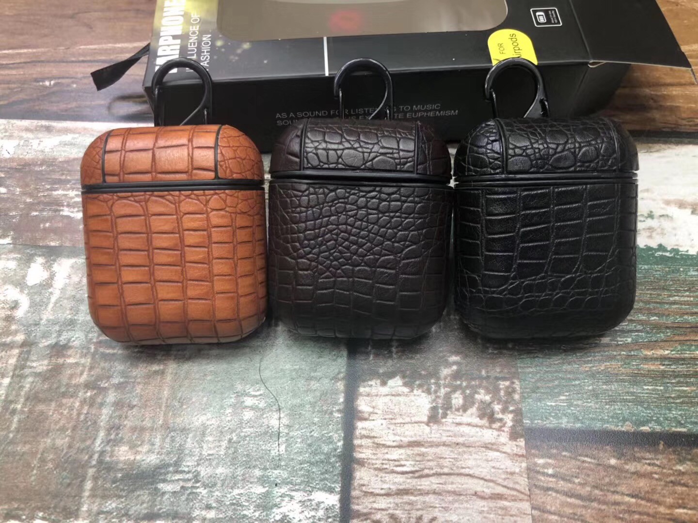 OEM Crocodile Pattern Real Leather Earphones Case Protective Headphones Cover for Airpod 2