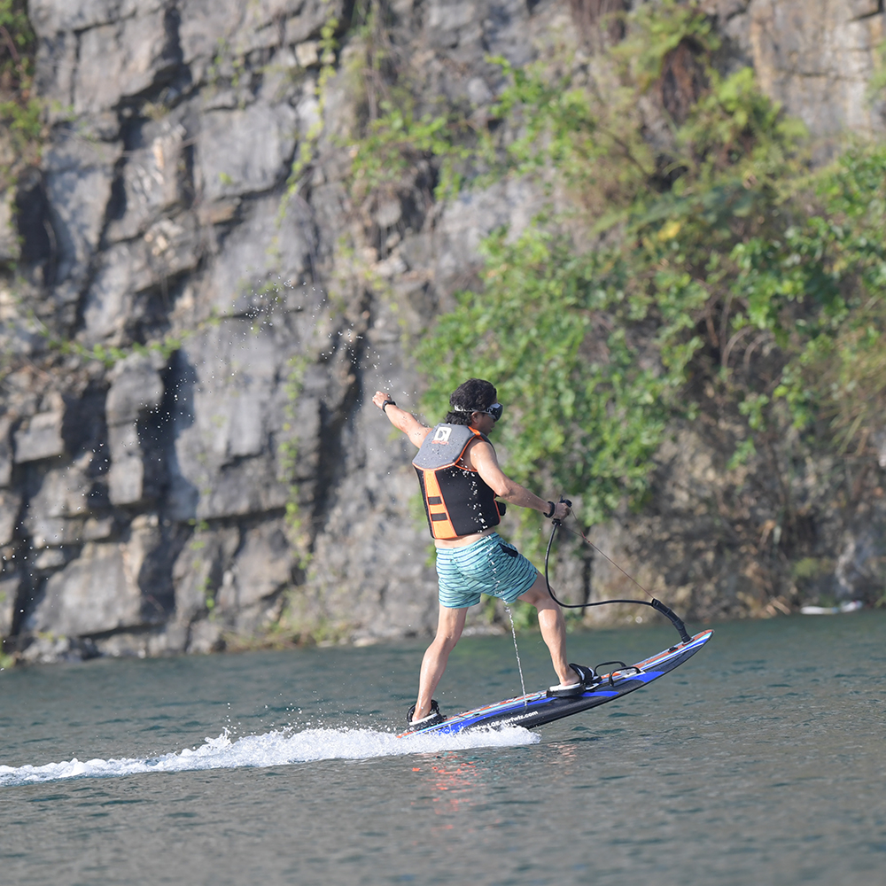 High Speed And High Power Electric Surfboard With Surfboard Electric Fins