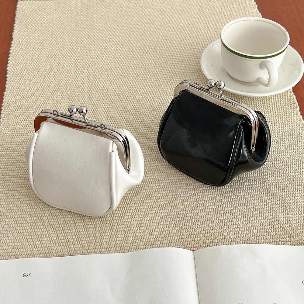 Portable Genuine Leather Mini Coin Purse Keychain Shoulder Bag with Chain Sling