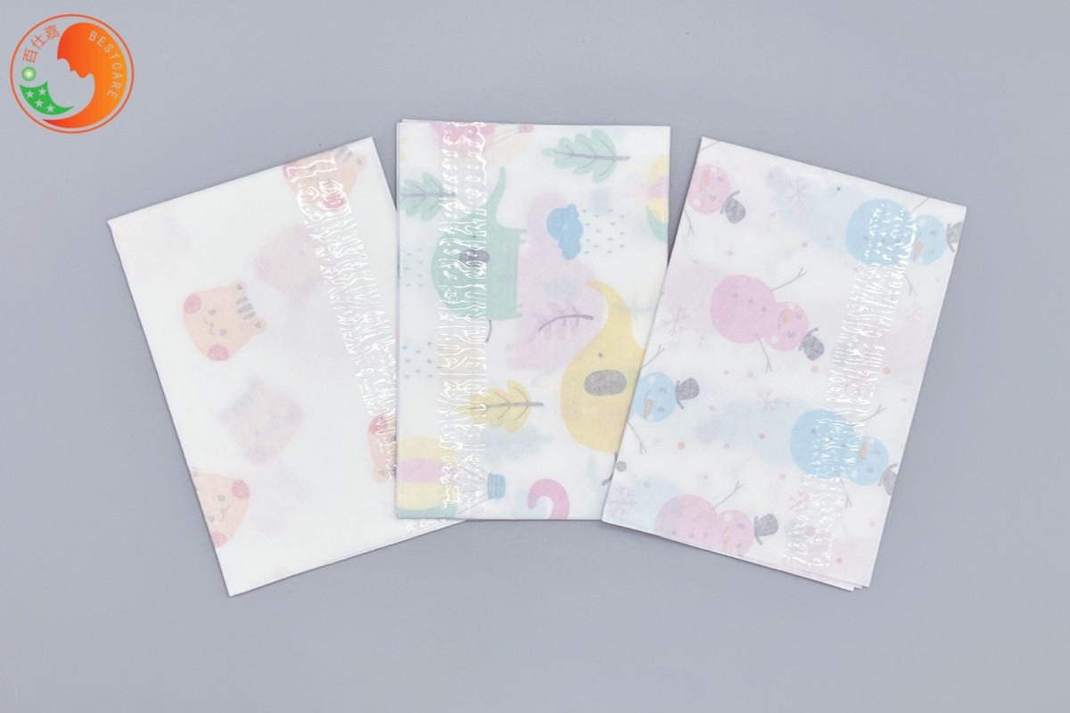 Comfortable Disposable Baby Changing Mats Eco Friendly Disposable Diaper Mat