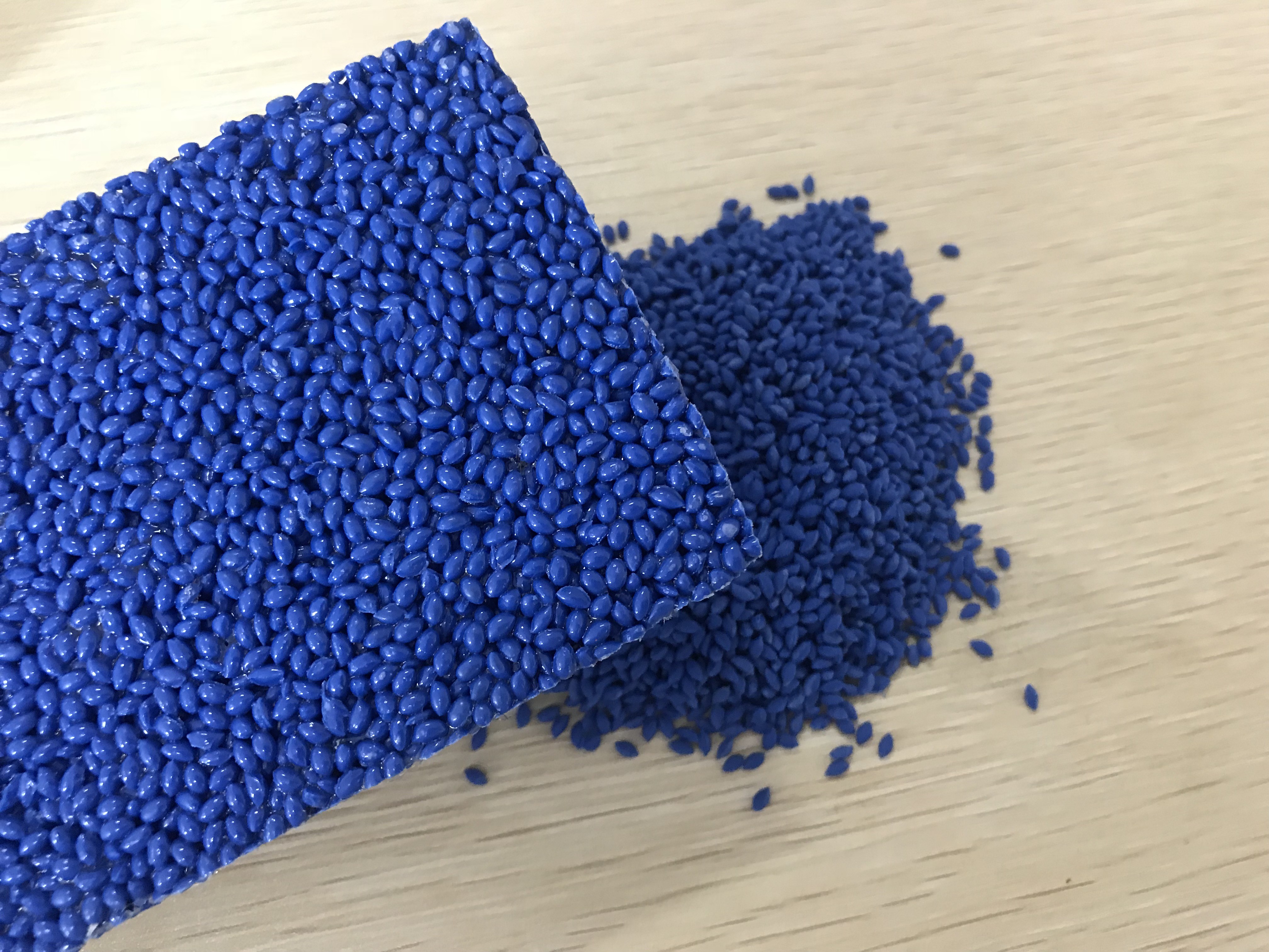 Non Slip Anti Aging Food Grade Colored Rubber Granules