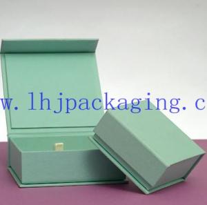 China hinged paper box wholesale