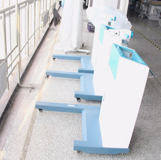 Narrow Band UVA / UVB Lamps Therapy Machine For Skin Disorders OEM / ODM Service