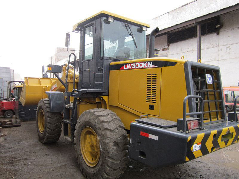 Anti Dust Structure Mini Compact Wheel Loader With 5000kg Load Long Wheelbase