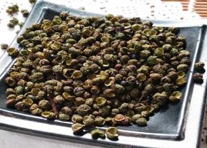 China Dried Green Sichuan Pepper Natural Food Seasoning Numb Fragrant Reduces Fishy Smell wholesale