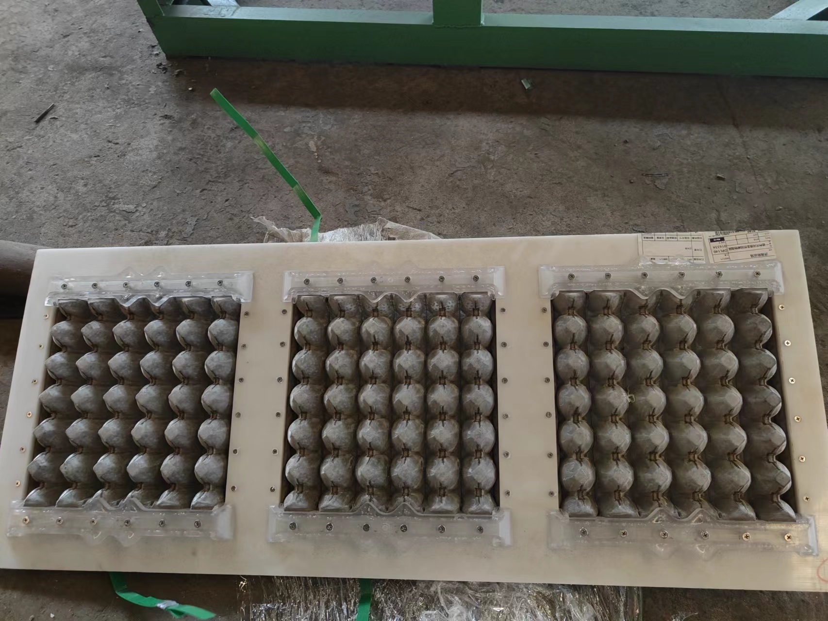 Home Business 2500pcs / H Egg Tray Moulding Machine Low Energy Consumption