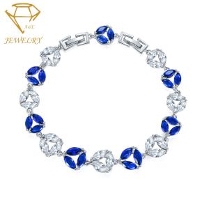 China Anti Allergy 6.9 Inches Diamond Women's Bracelets Brass wholesale