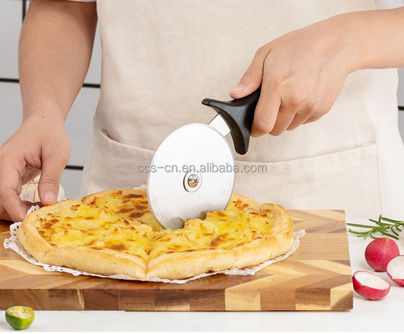 10cm Stainless Steel Pizza Wheel Cutter With Pp Handle Round Plastic Pizza Wheel Cutter Server