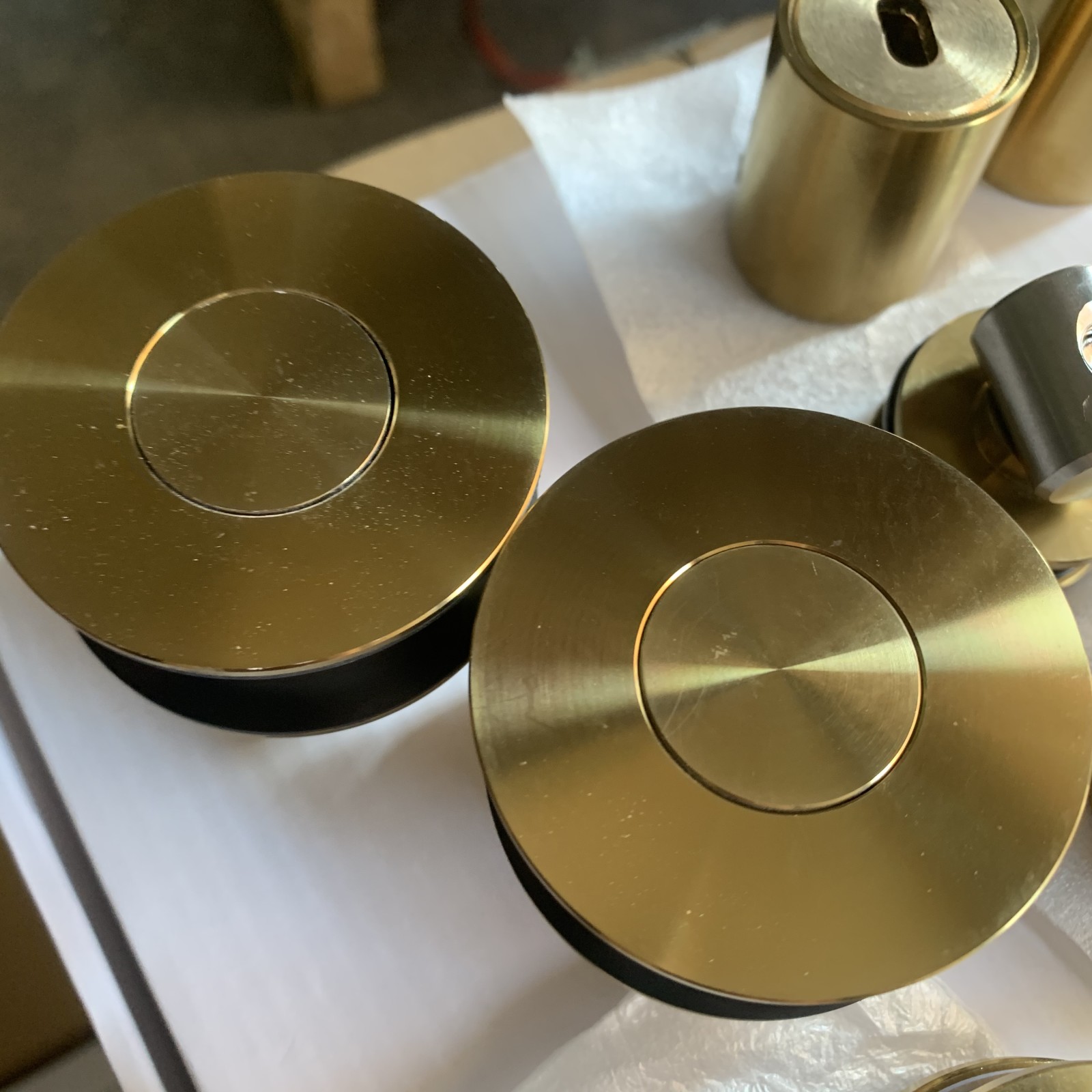 High Hardness and Durable Sliding Door Accessory for Single Glass Door in Polish Gold