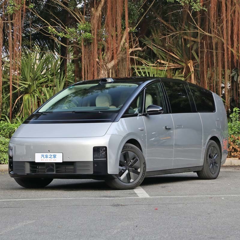 China 710km Comprehensive Range Gray Automatic Electric MPV 4 Wheel Vehicle for Lixiang Mega wholesale