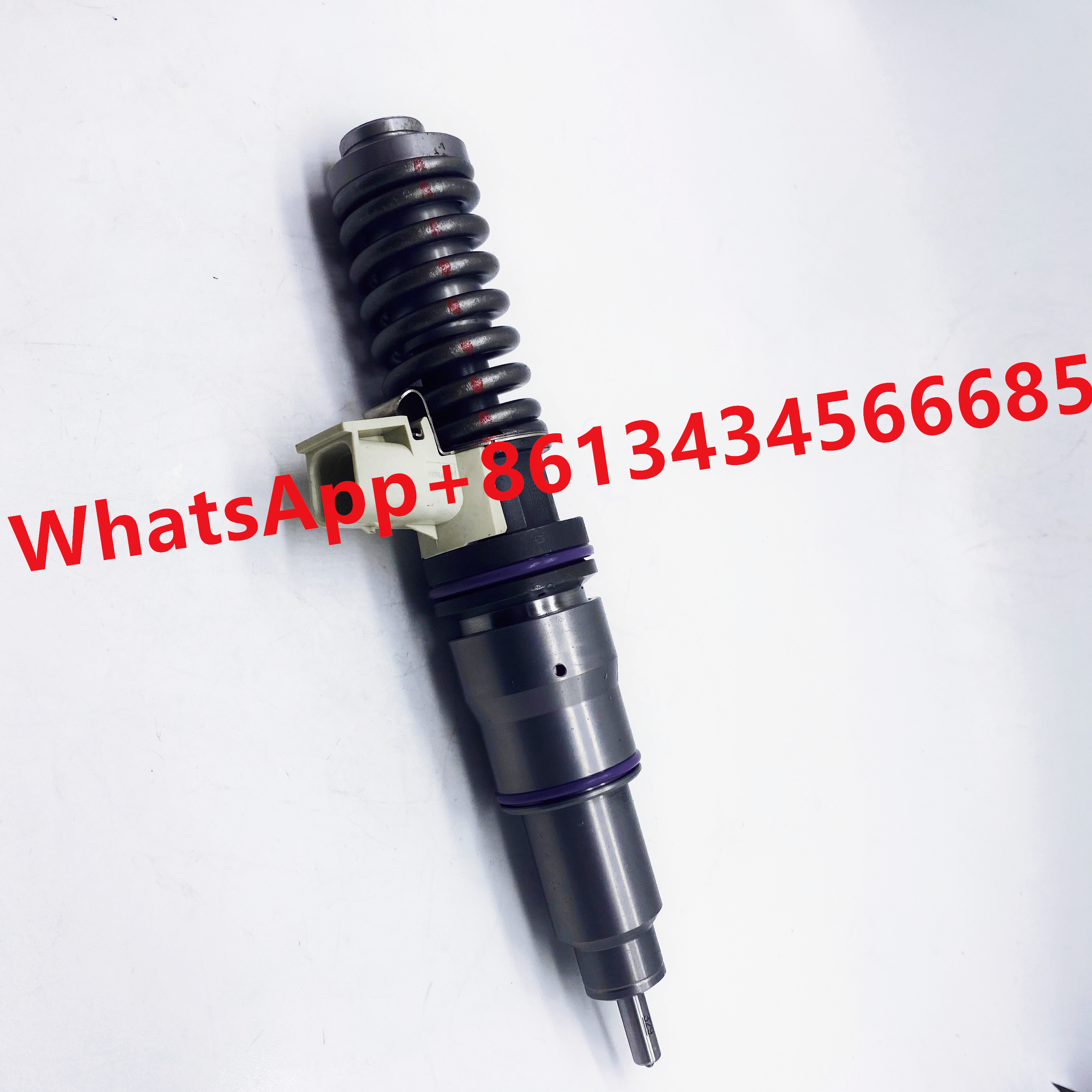 Diesel engine fuel Injector 21582094 BEBE4D35001 21644596 85003948 7421582094 E3.18 For RVI / VOLVO/VOLVO TRUCK