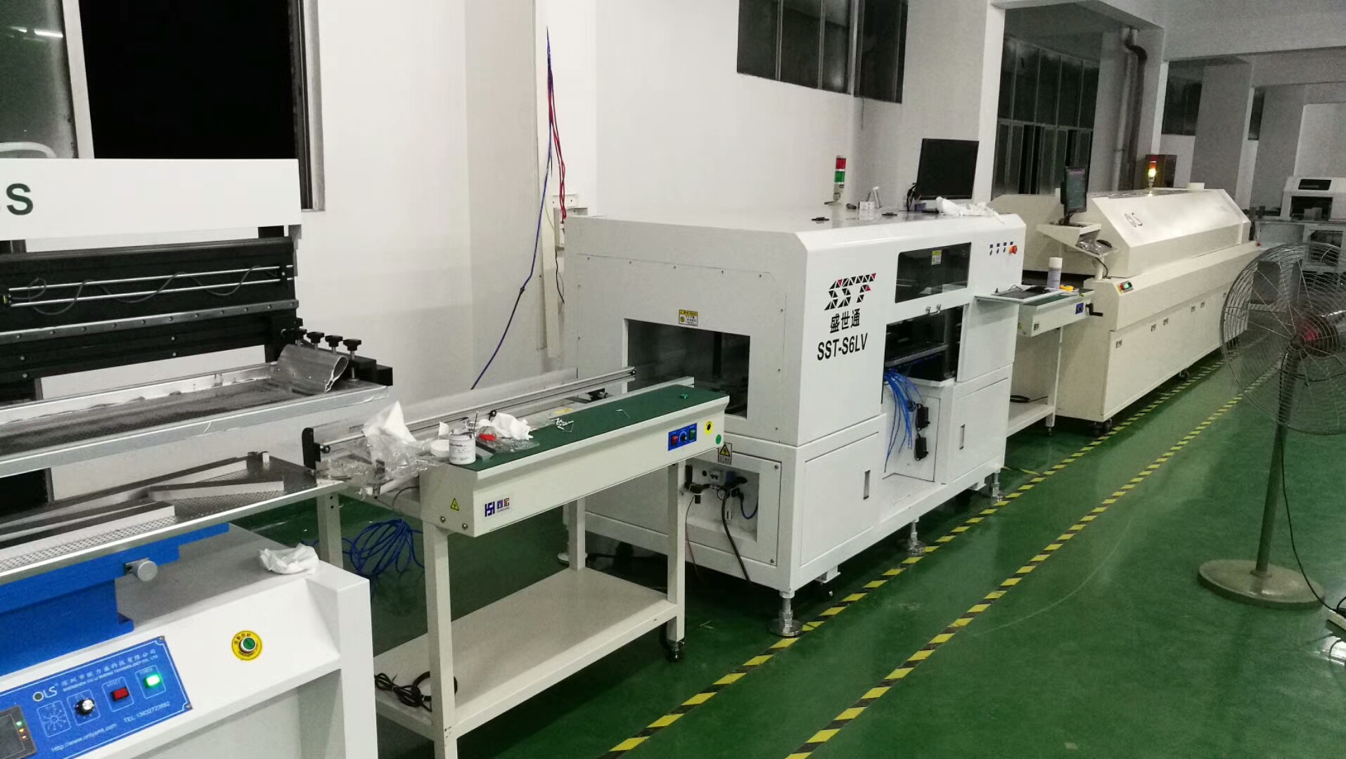 Multi Zones Surface Mount Technology Machine / Solder Reflow Oven PC Controlled