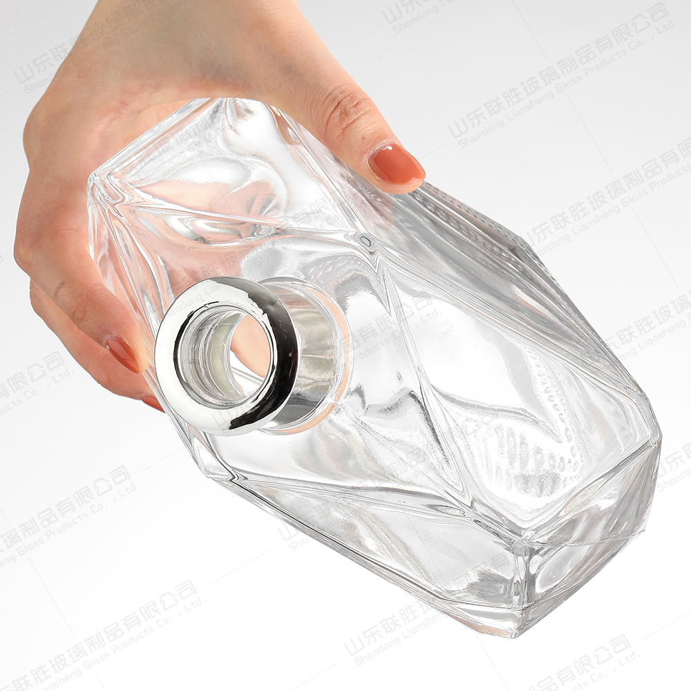 350ml Hand Carved Fire Polish Crystal Shape Glass Whiskey Bottle With Stopper Handmade